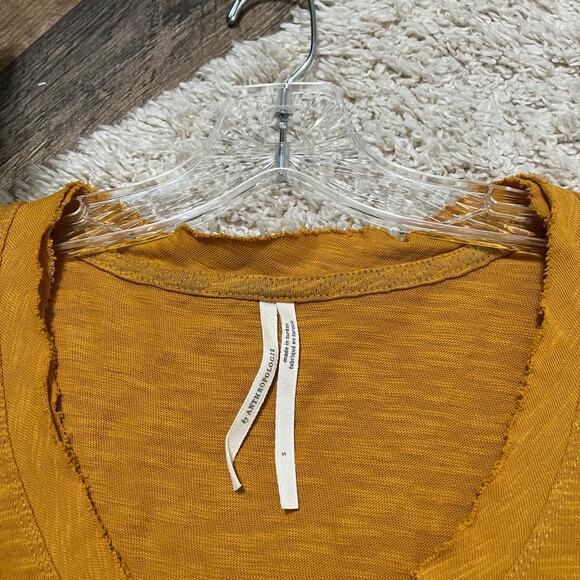 By Anthropologie Small Mustard Yellow Gold Raw Trim Long Sleeve Pullover Top - Picture 5 of 7